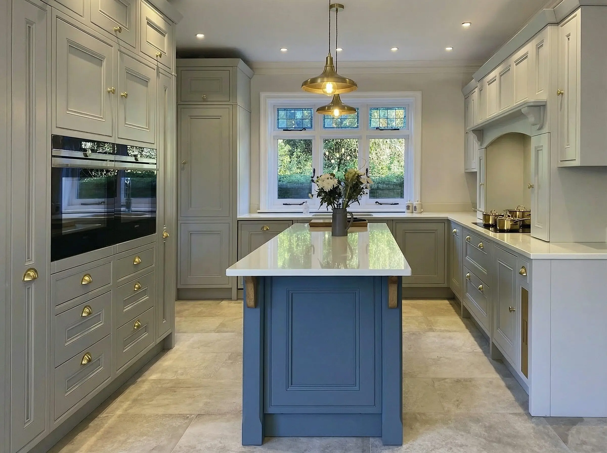 Handmade Kitchen with mobile island with concealed wheels